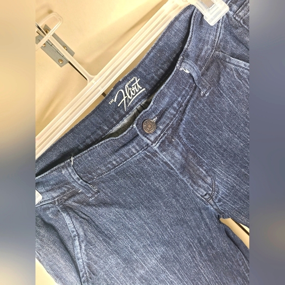 Old Navy The Flirt Jeans sz 8 regular - Picture 2 of 3